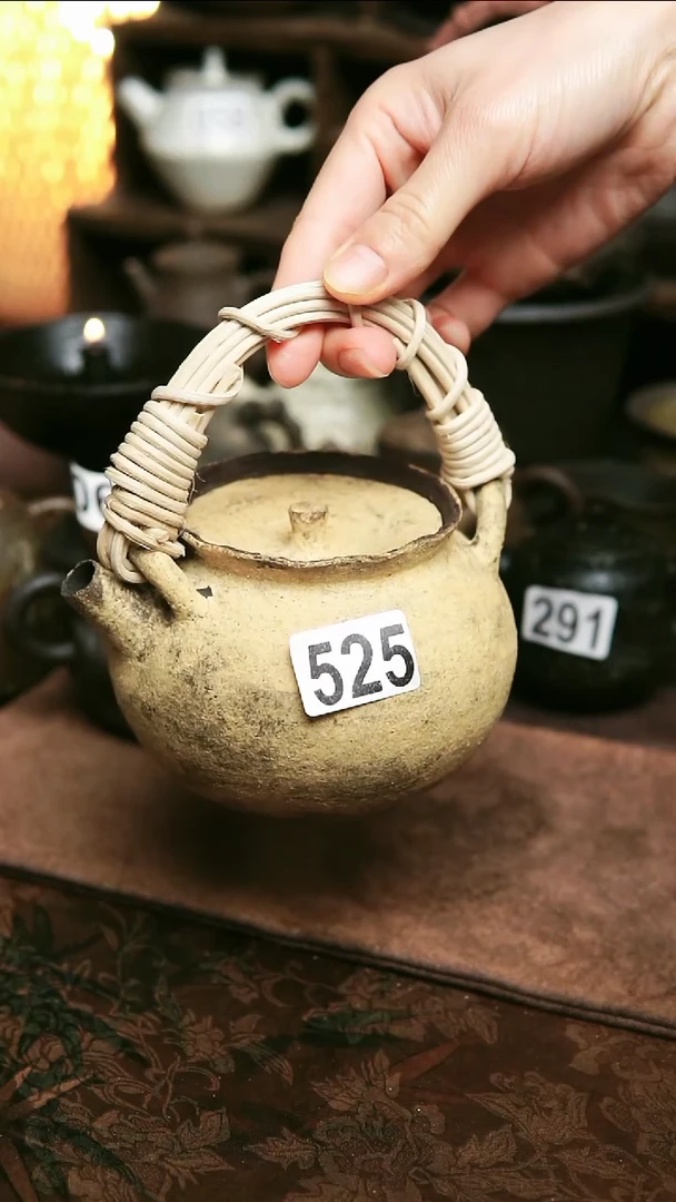 紫砂全手工提梁煮茶壶350毫升左右