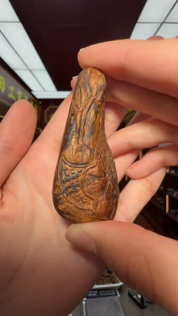 沉香吊坠多样性发一