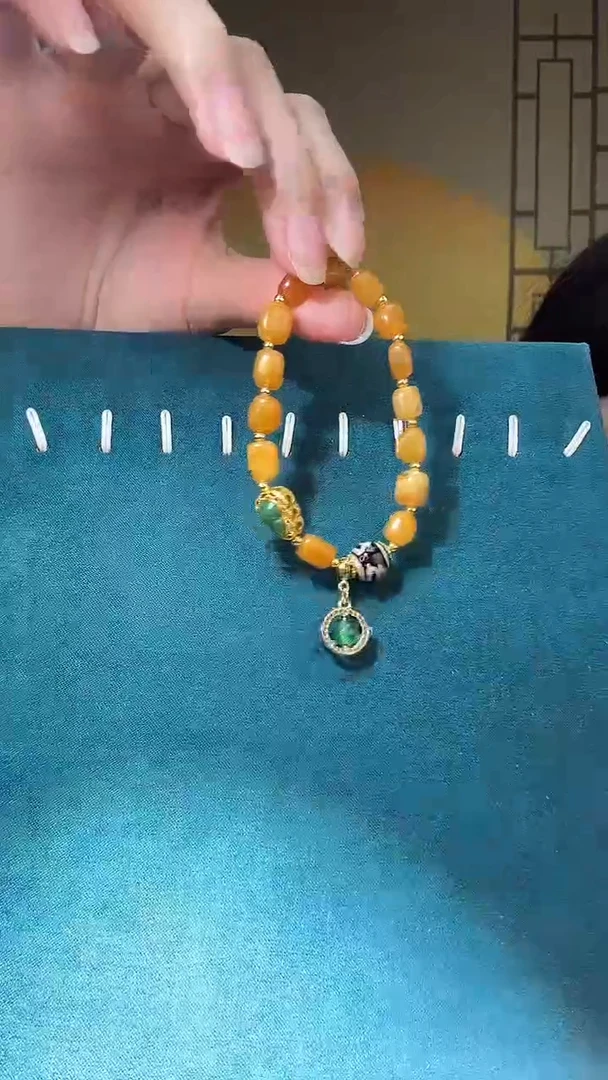 【闪购商品】琥珀裸石未镶嵌天然蜜蜡