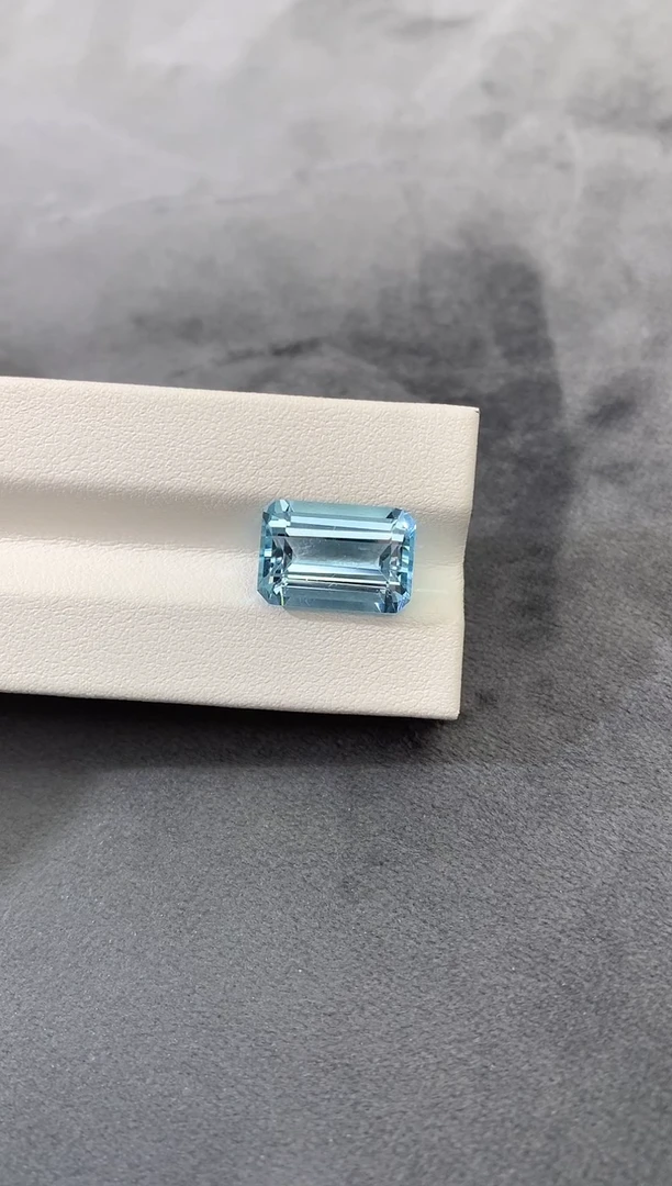 裸石海蓝宝石圣玛丽亚色 7.18CT