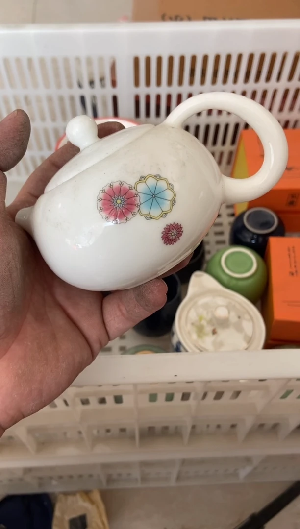 杯无运费险有瑕疵的摄影的产品有使用过的痕迹有点脏介意勿拍