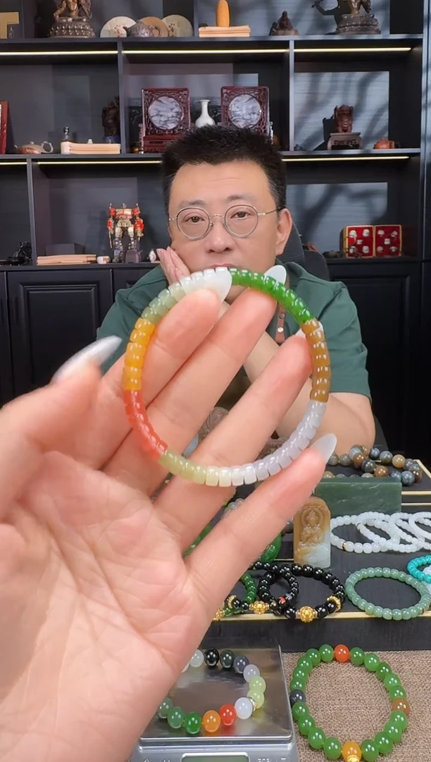 和田玉未镶嵌颈饰6mm多宝药片手串3