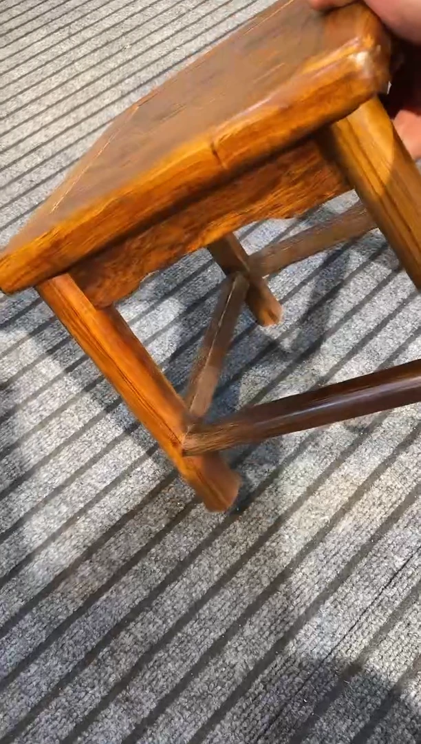 花梨木类富贵凳子