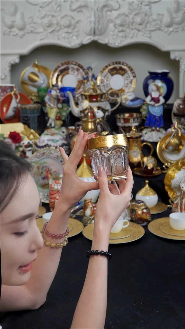 骨瓷婷婷中古器物如图所示135