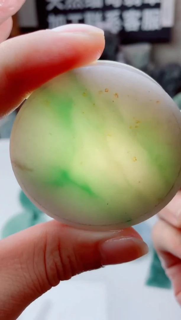 翡翠未镶嵌颈饰4675......