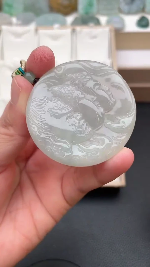 颈饰未镶嵌翡翠天然缅甸翡翠A货116