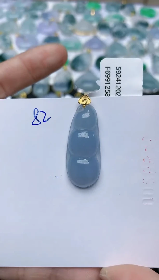 【闪购商品】翡翠颈饰18K金镶嵌天然翡翠A货    