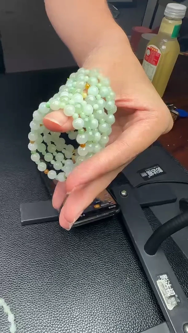 翡翠未镶嵌颈饰35501（多样性发货一个）