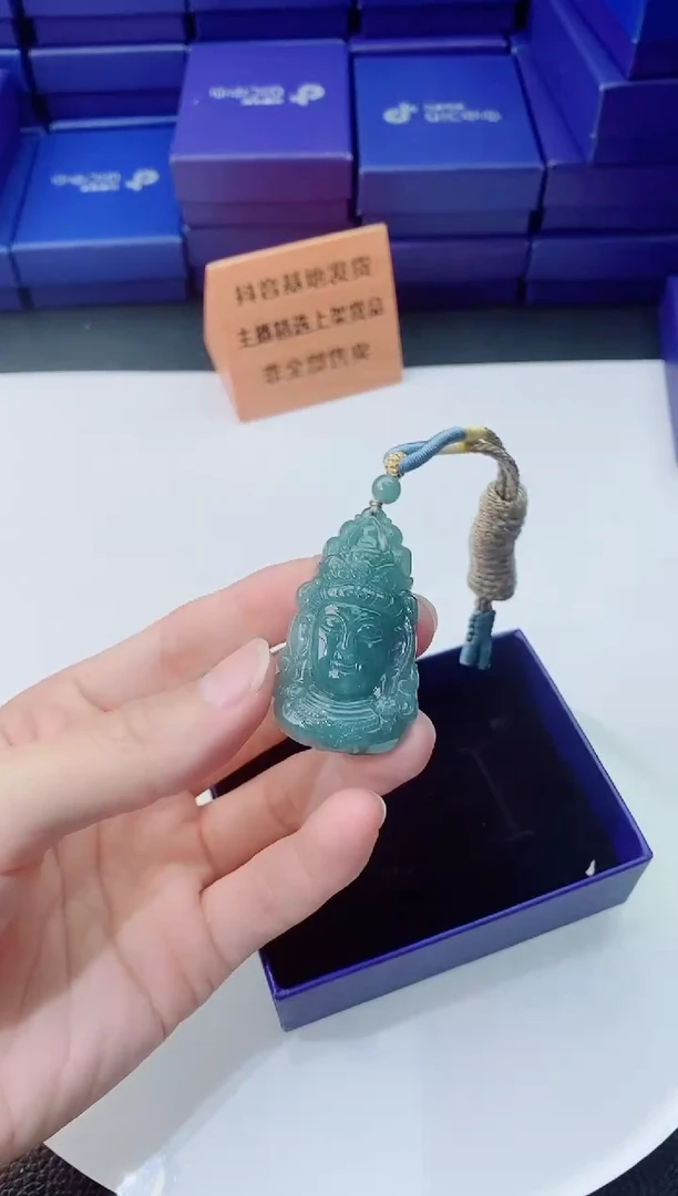 翡翠未镶嵌颈饰1111111111