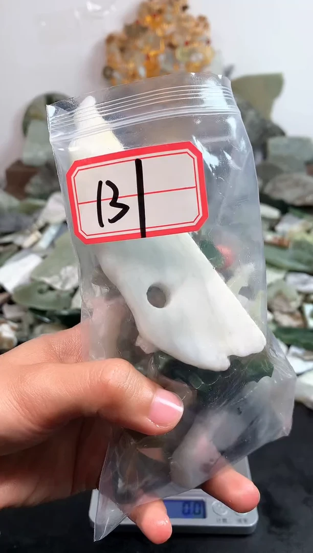 未镶嵌和田玉摆件131