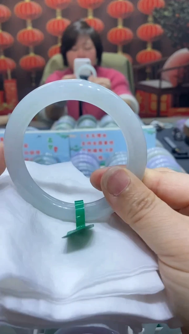 【闪购商品】翡翠手镯未镶嵌00009323
