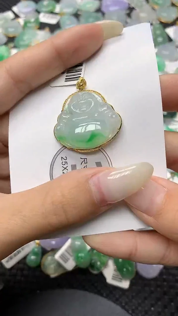 颈饰18K金镶嵌翡翠11111111111