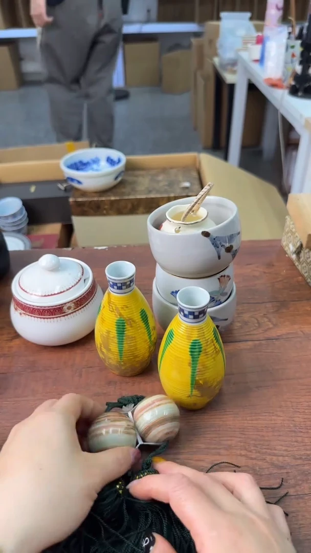 妖****儿何以解忧唯有暴富