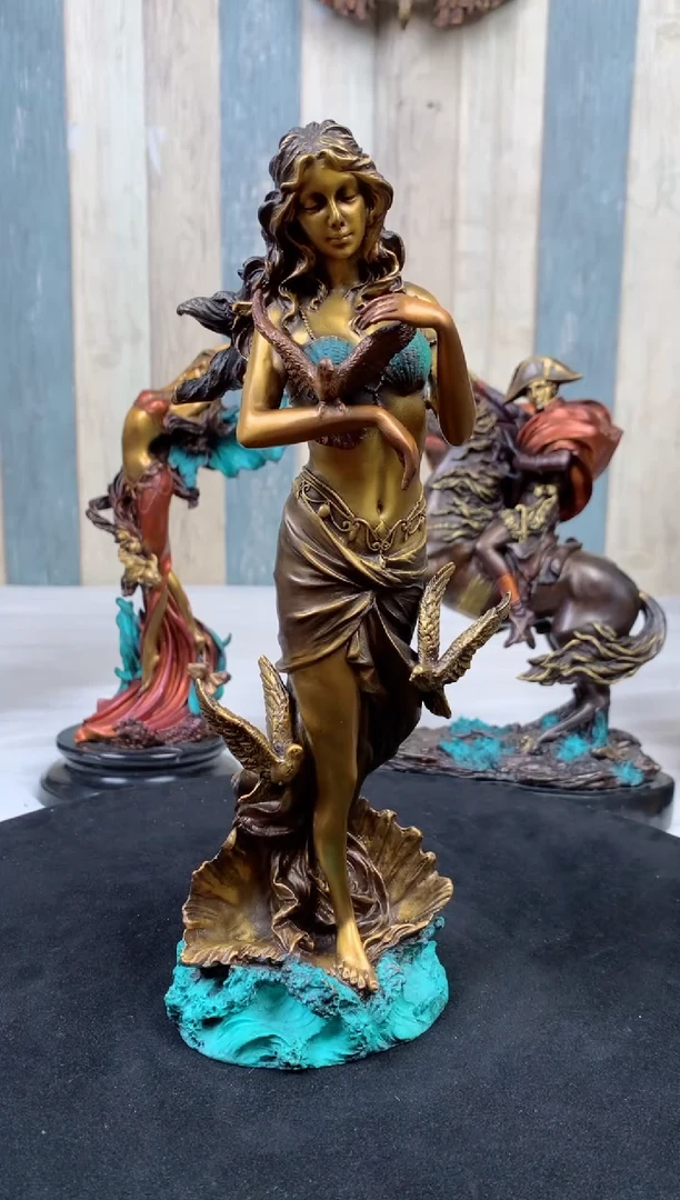 【闪购商品】精美雕塑装饰摆件