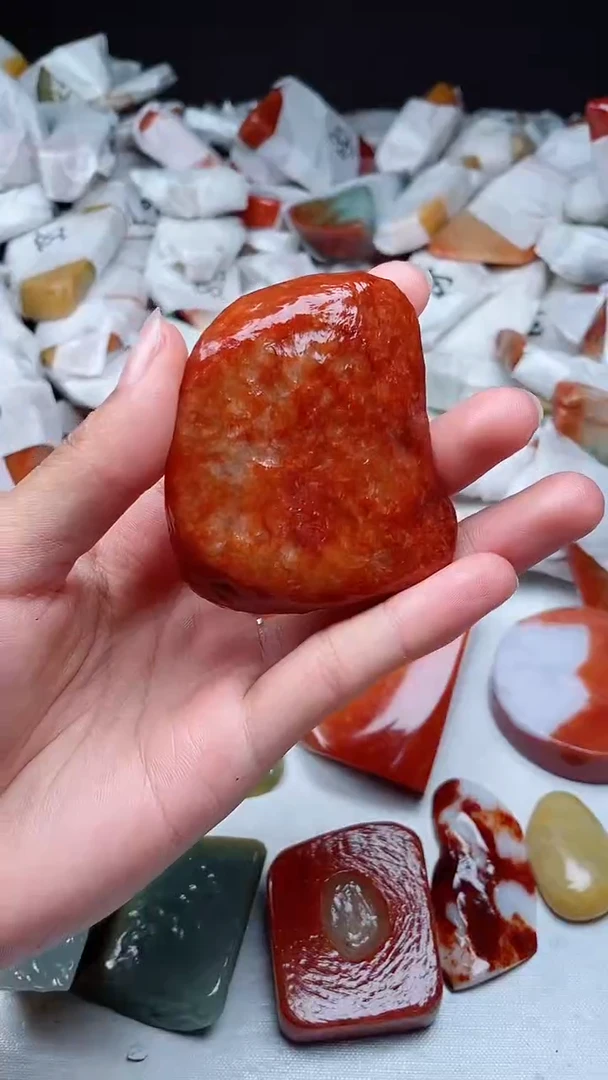 翡翠未镶嵌颈饰修*翡翠