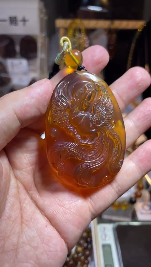 裸石琥珀未镶嵌棕红 凤凰牌子 32克