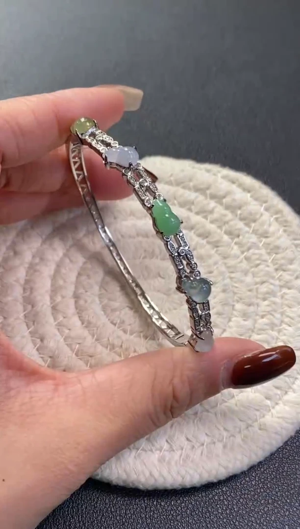 颈饰银S925镶嵌翡翠净货16598