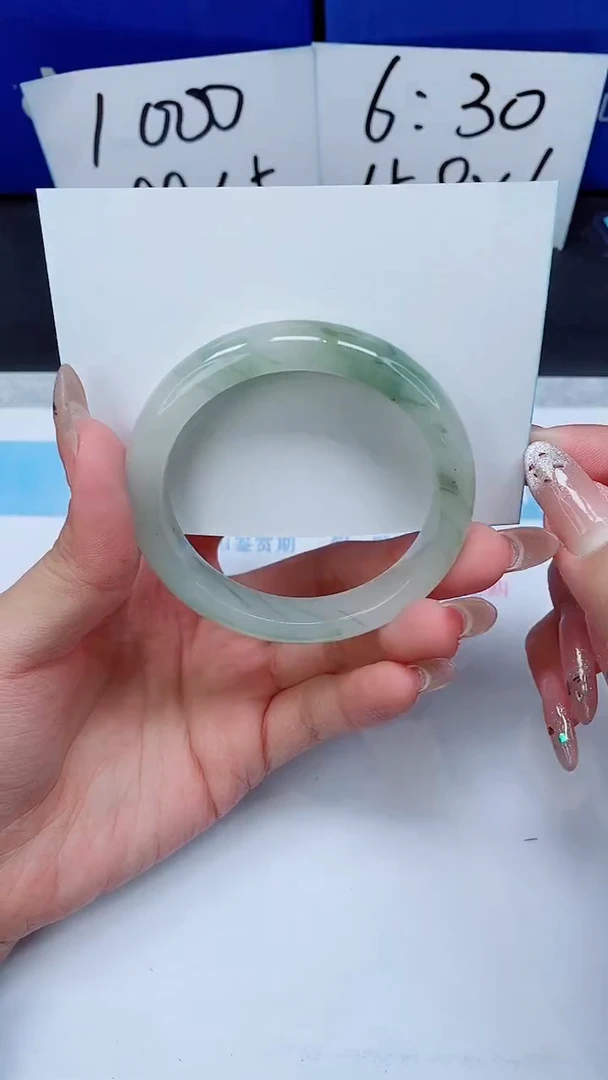 未镶嵌手镯石英质玉A21-56