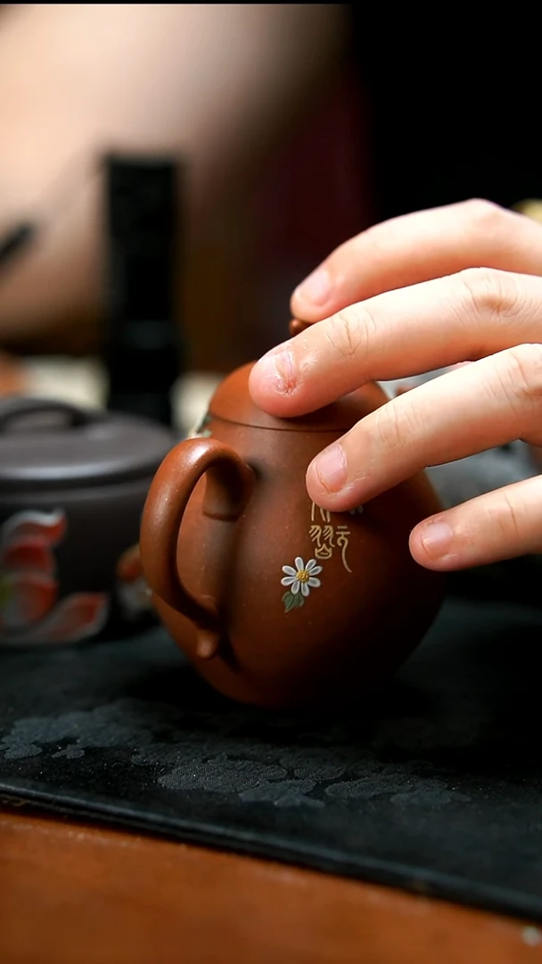 茶壶紫砂降坡小雏菊壶