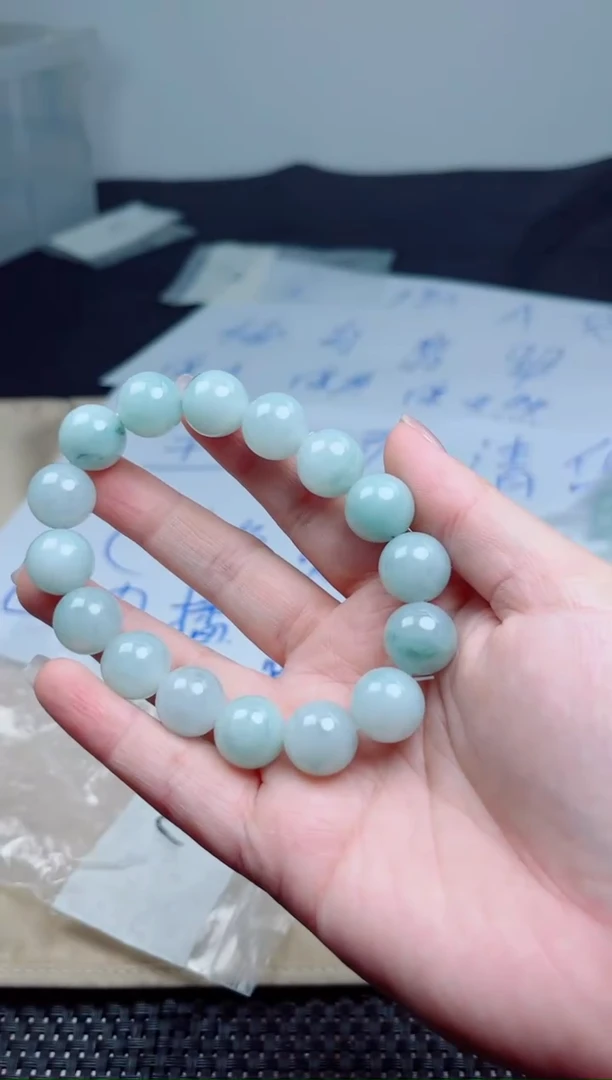 定制翡翠未镶嵌珠串
