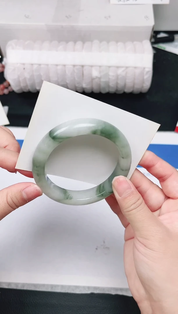 未镶嵌手镯石英质玉26-56