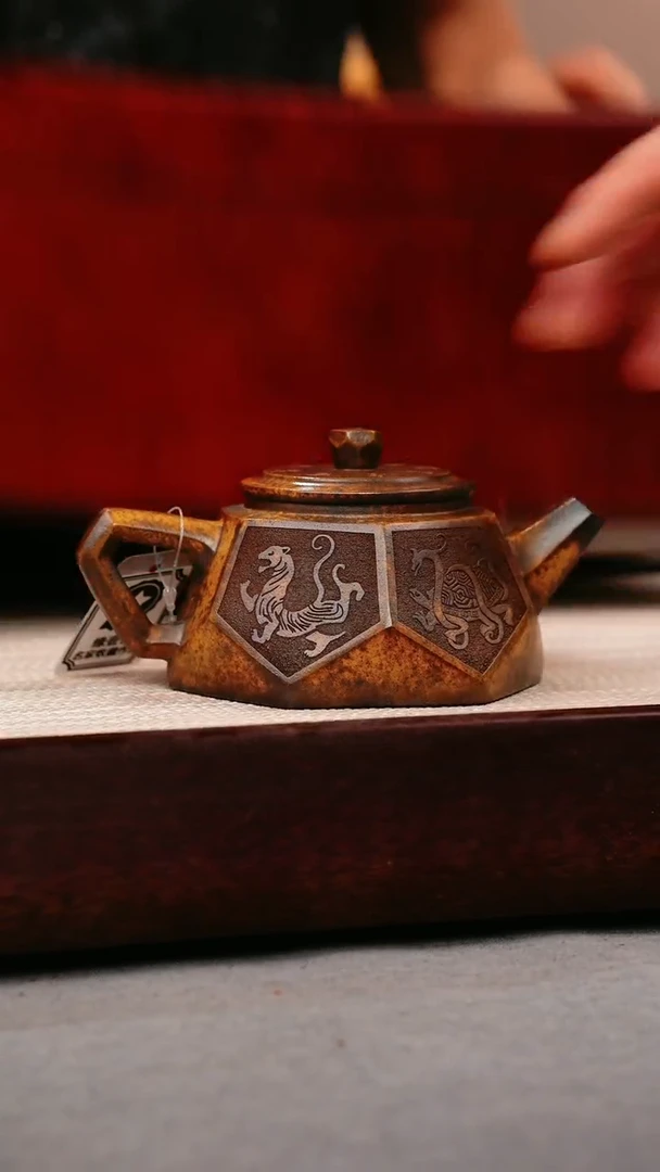 茶壶紫砂龙骨金砂 钻石 四大神兽