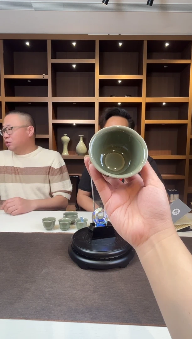 摆件瓷博会-龙泉青瓷175