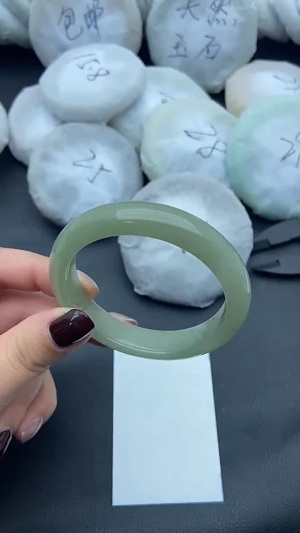 未镶嵌手镯石英质玉60+53/54