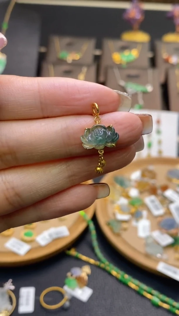 翡翠18K金镶嵌颈饰净货12102