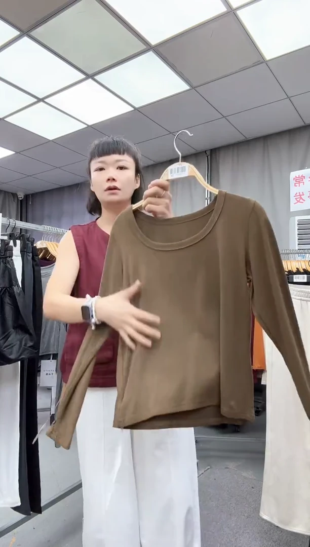 大哥家漂亮衣服漂亮颜色