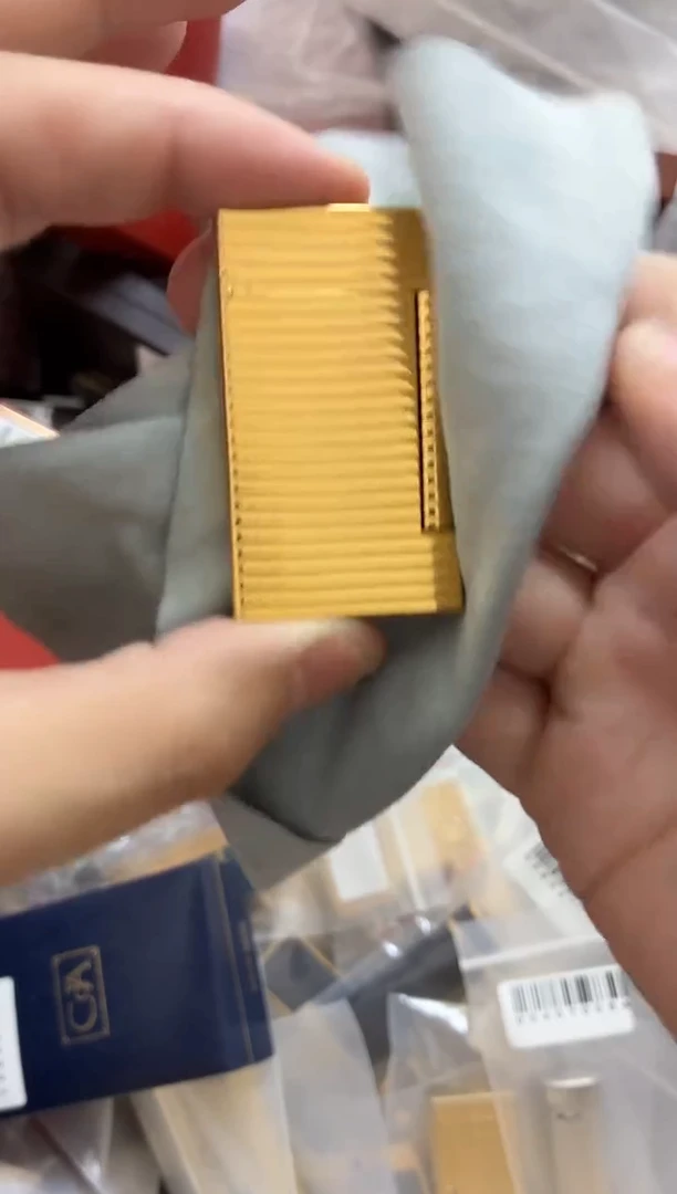 LD金色横条打火机