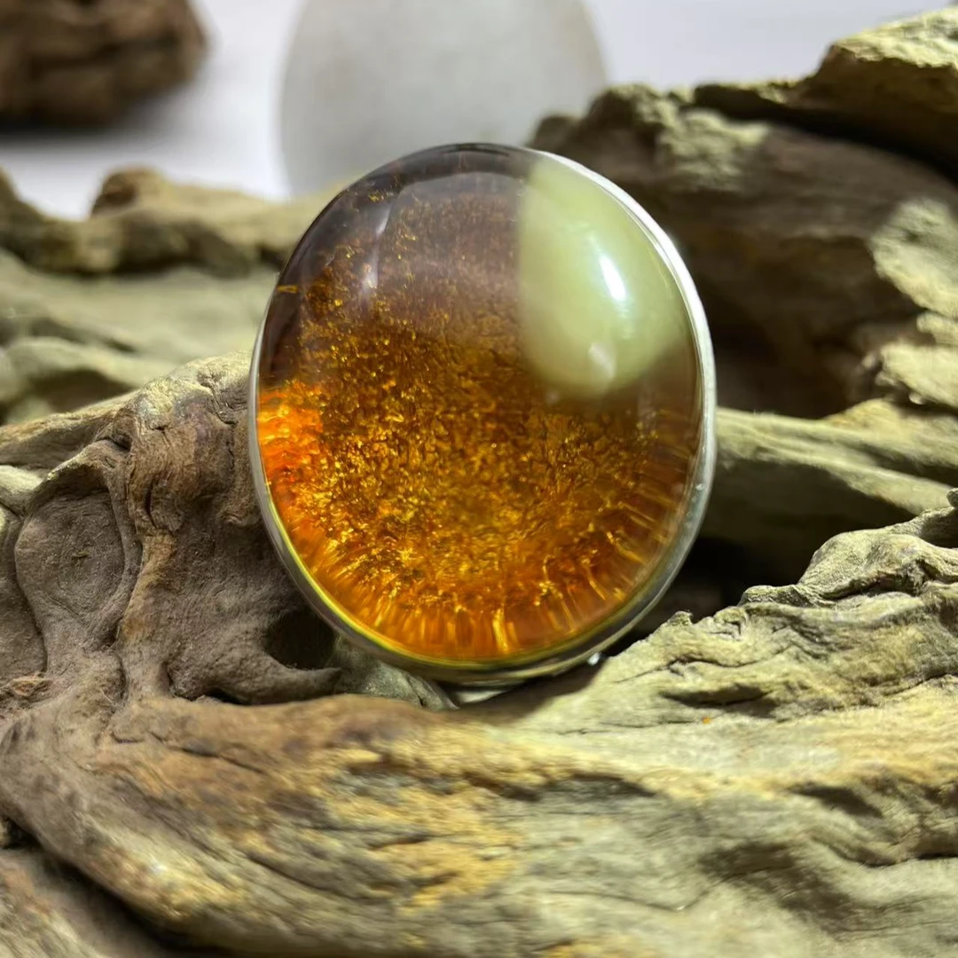 天然时尚闪金红皮精美镶嵌琥珀