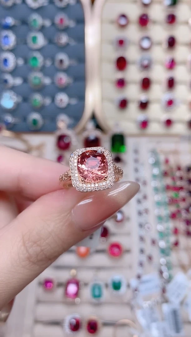 18K金镶嵌碧玺戒指碧玺半**雨.