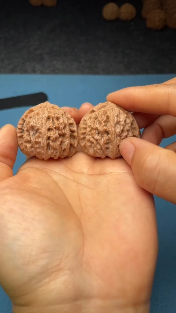 桃核把件w186 白狮子 38尺