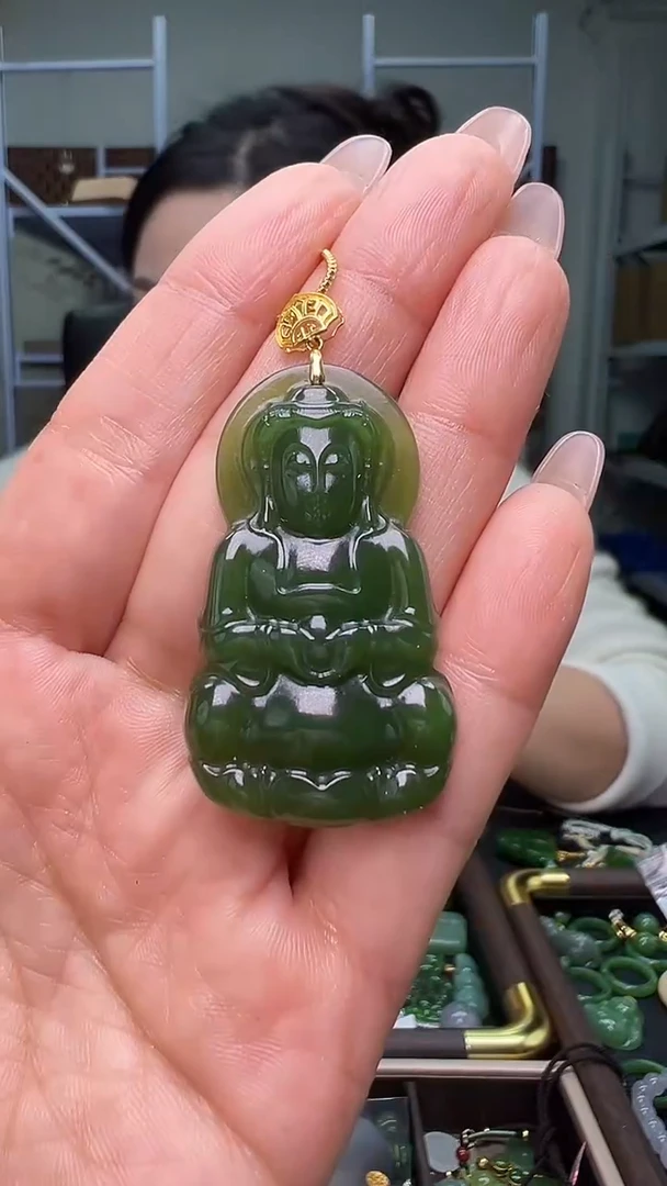 颈饰18K金镶嵌和田玉(多样性发货.发其一）11.07.93