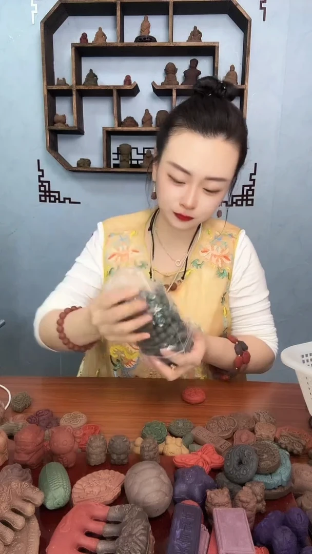 泥塑大四合（小绿珠子）斜跨