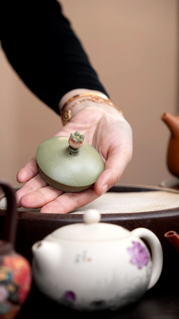 茶壶紫砂豆青砂清荷