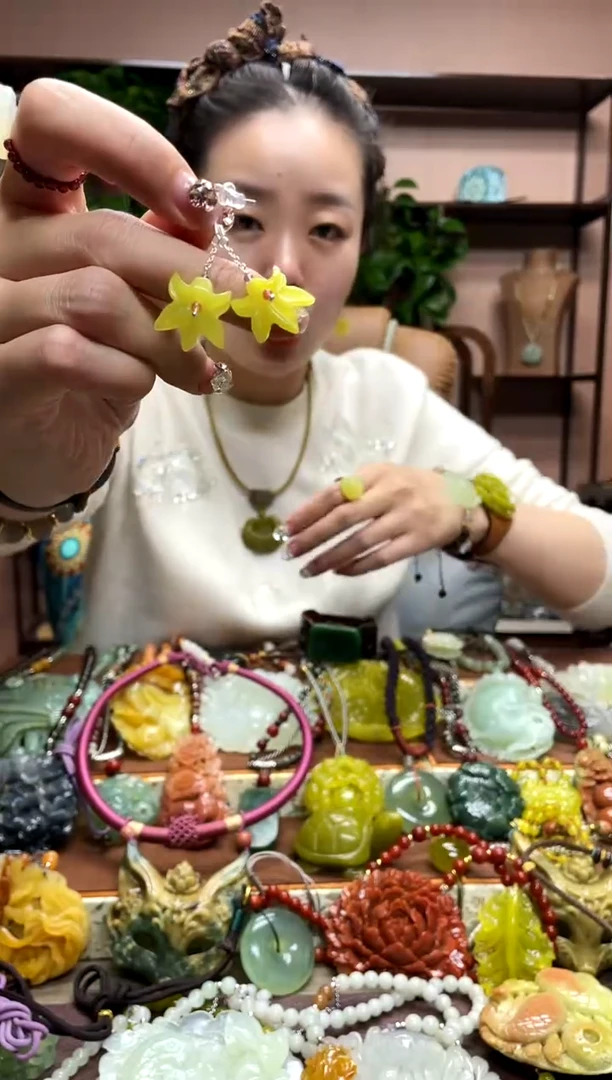 银S925镶嵌岫玉颈饰多样性发货发其中之一