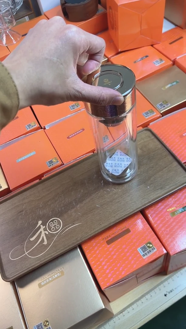 玫瑰金保温杯，，，，，
