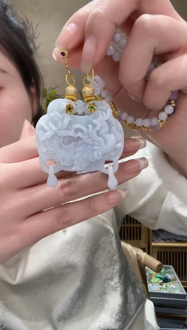 【闪购商品】翡翠颈饰未镶嵌吊坠