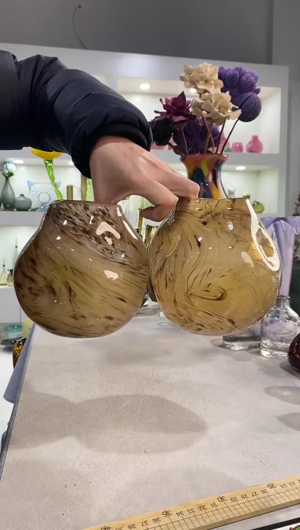 S**格慕忆家手作琉璃花瓶一对