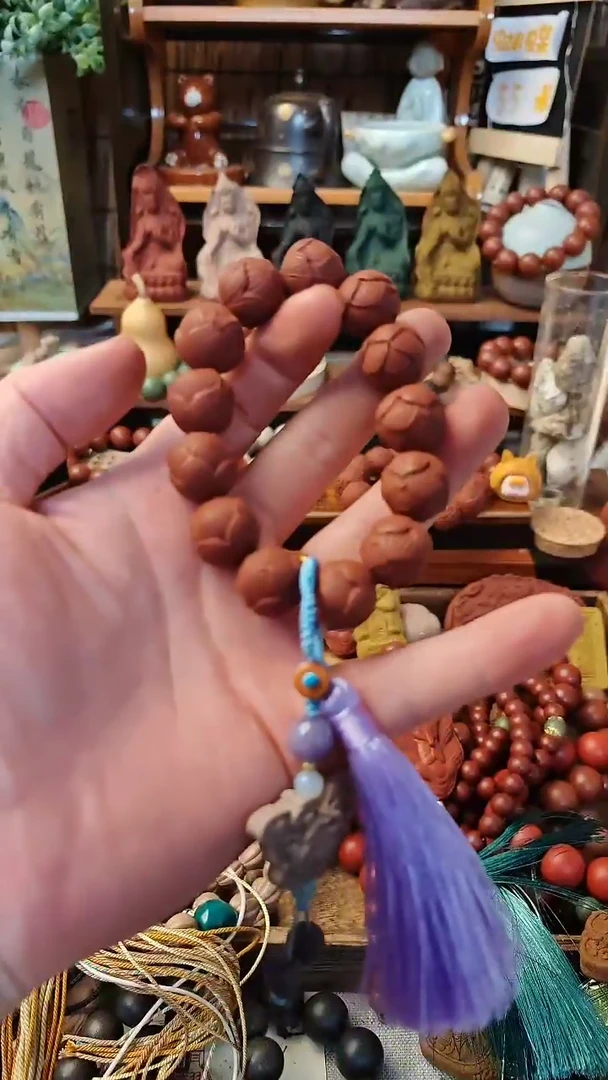 【闪购商品】红麝香莲花珠手串一条一条