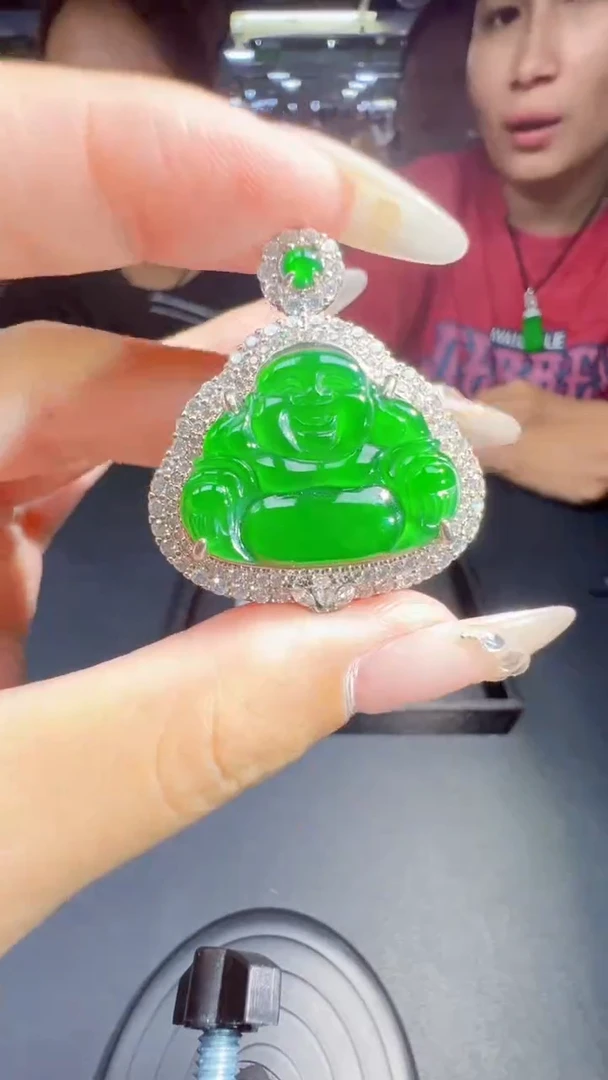 未镶嵌定制翡翠翡翠A货有轻微色差属于正常现象，佛公多样性发货1