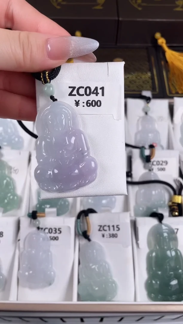 颈饰未镶嵌翡翠ZC041翡翠春彩中大观音+孤品+送同款绳子