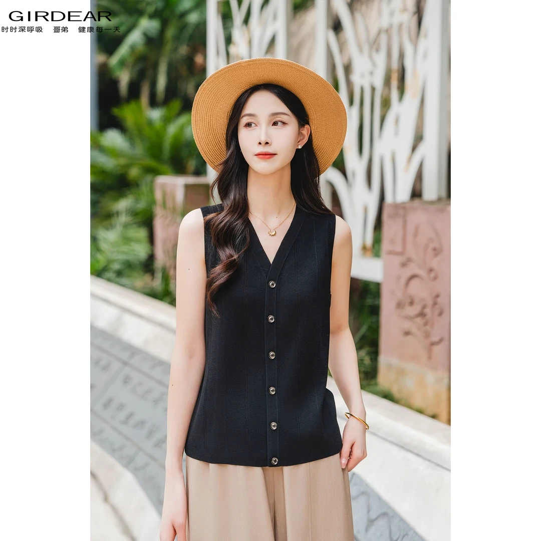 GIRDEAR/哥弟简约舒适时尚潮搭V领造型无袖针织开衫马甲女148033