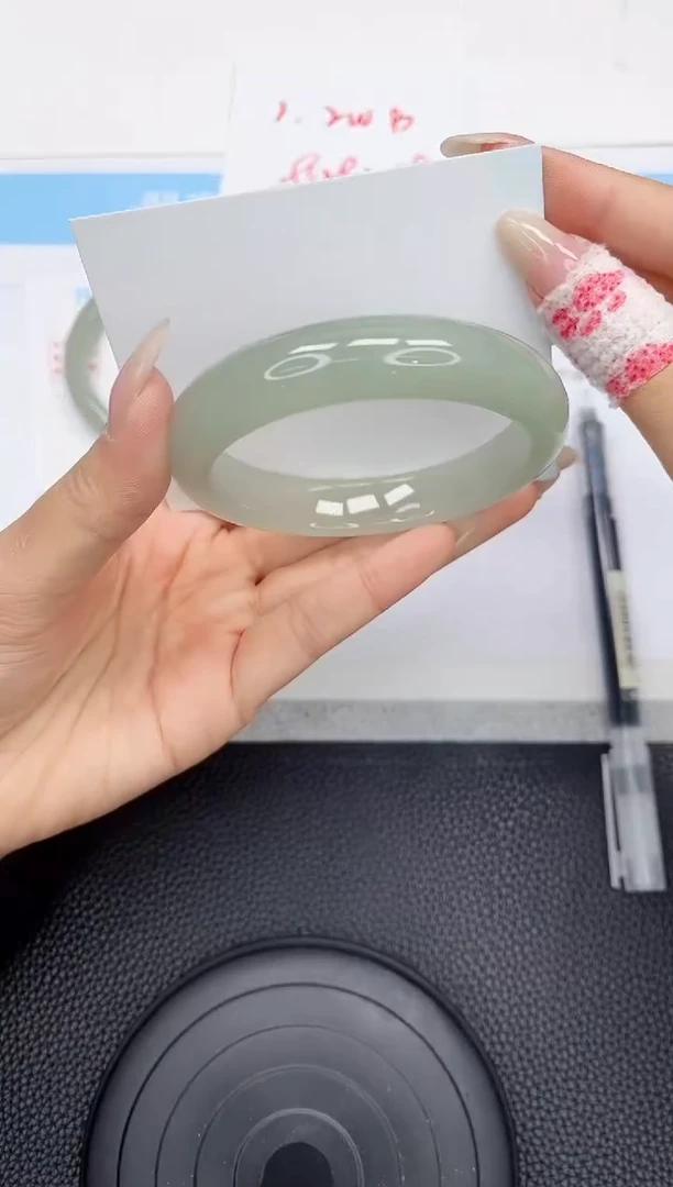 石英质玉手镯未镶嵌139-59