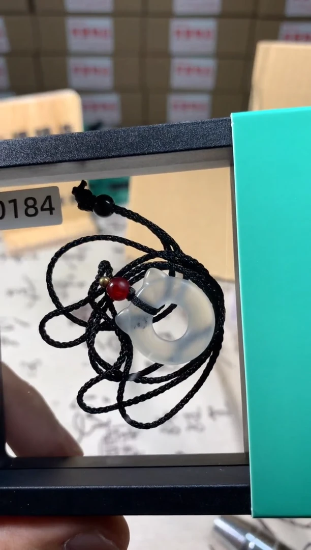 合金蛇纹石玉颈饰岫玉吊坠 天然岫玉 男女同款 带绳 无盒