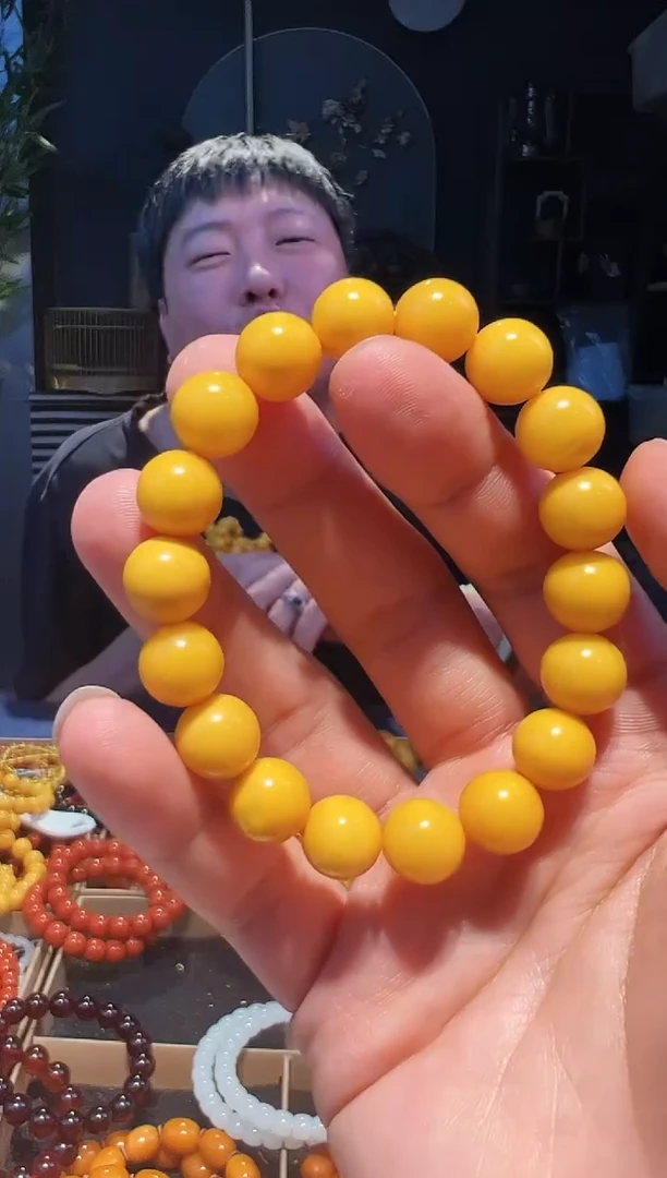 未镶嵌蜜蜡手链11+暴力黄