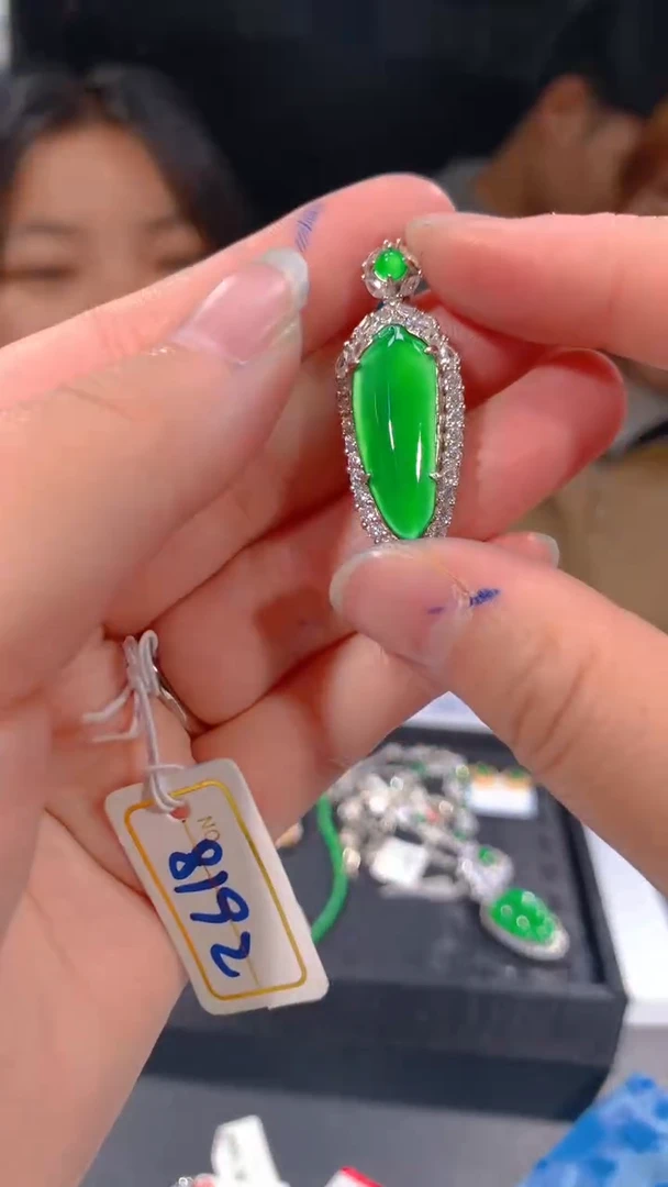 【闪购商品】定制翡翠未镶嵌64多样性发货（发其一）