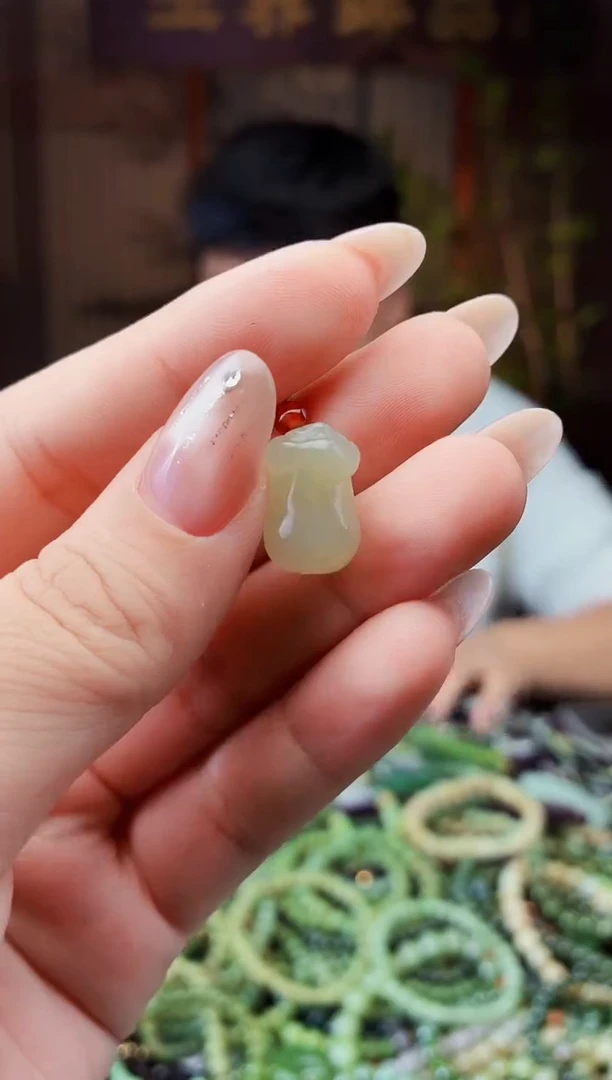 颈饰未镶嵌和田玉多样性发货拍一发一